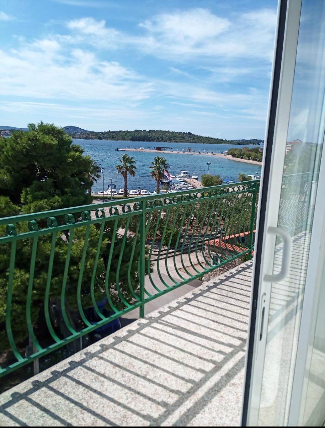 Apartments Lorio Водице Екстер'єр фото