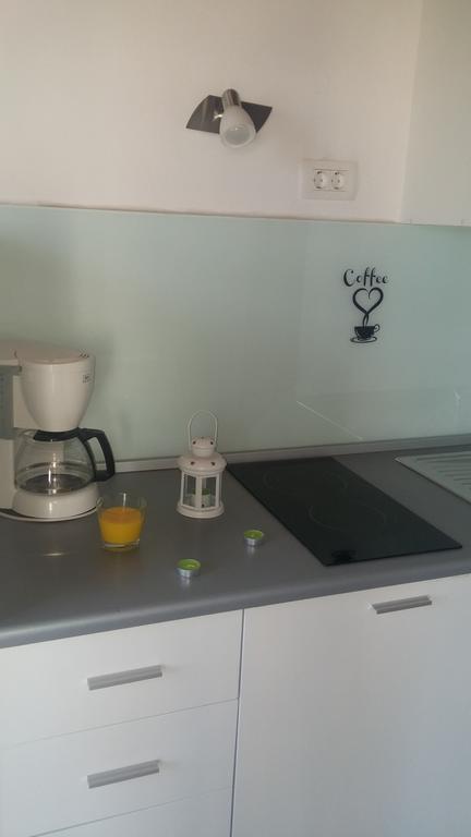Apartments Lorio Водице Екстер'єр фото